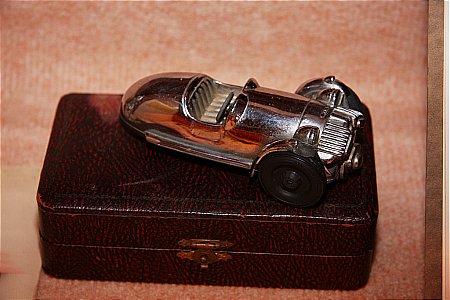 THREE WHEELER MODEL - click to enlarge